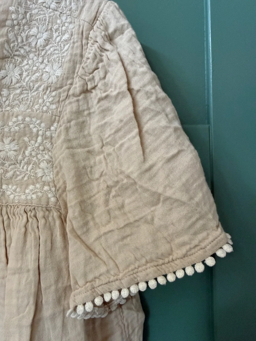 Old Navy Cream Embroidered Square-Neck Tunic Top - Picture 3 of 4